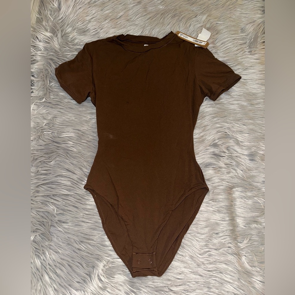 Skims t shirt bodysuit